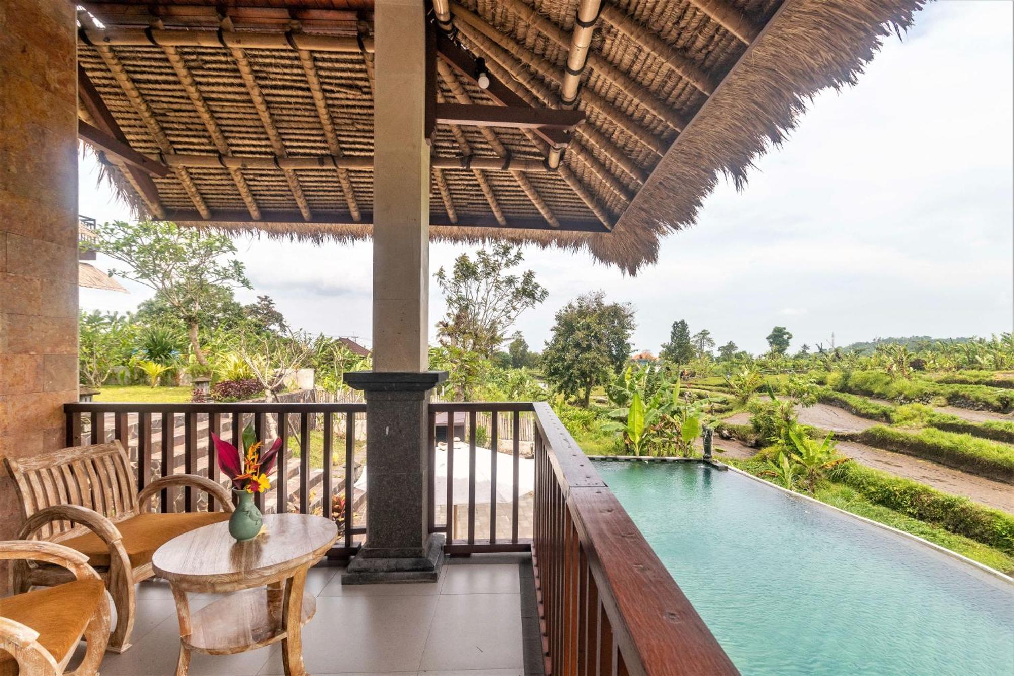 Alamgangga Villas Tirta Gangga Karangasem Rum bild